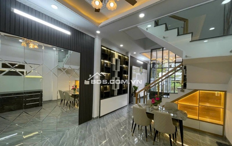 BÁN NHÀ QUY ĐỨC BÌNH CHÁNH: 106M2 HOÀN CÔNG ĐỦ, CHỈ 850TR. LH:0918540539