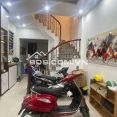 Bán nhà Tây Sơn-Quận Đống Đa, gần phố, ở ngay, 40m*5T. Chỉ 7.85 tỷ.