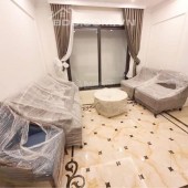 Bán nhà nhỏ Cầu Giấy 3T full nội thất đẹp ở ngay. GĐ nhỏ, bố mẹ mua cho con đi học ở riêng an toàn