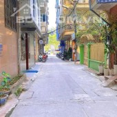 Bán nhà Hoàng Quốc Việt,cạnh  Học Viện Chính Trị,oto quanh nhà,kinh doanh,50m2, 4T, MT4,4m, giá nhỉnh 13 tỷ