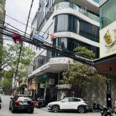 Bán tòa nhà Nguyên Hồng - Huỳnh Thúc Kháng - ô tô tránh 8 tầng thang máy DT 58m2 MT 4m giá 17.8 tỷ