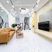 Nhà bùi xương trạch, DT 55m, 5 tầng, DT 75m, MT 4m, giá 7,6 tỷ