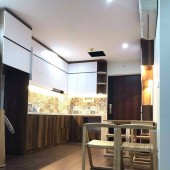 CC Ngọc Thụy- Cần bán căn hộ 2PN 2VS, gần vòng xuyến Nguyễn Văn Cừ,5p di chuyển sang phố