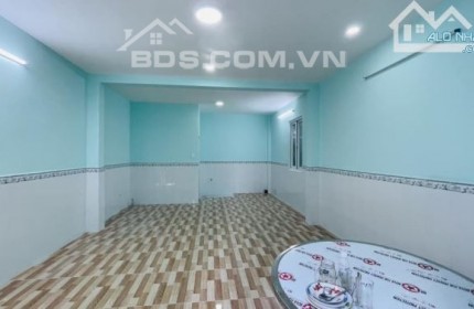 Bán nhà đẹp Lạc Long Quân Tân Bình, 53m2 giá chỉ nhỉnh 3 tỷ