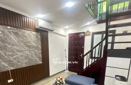 Bán Nhà Khâm Thiên, Đống Đa 60m, giá 2.19 tỷ. LH em Lan 0975258510