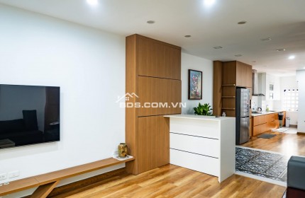 Mua đất 40m2 tặng nhà 5 tầng siêu hiếm khu vực Hồ Tùng Mậu, giá chào nhỉnh 6 tỷ