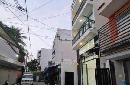 Nhà đẹp hẻm xe hơi quay đầu  ,đối diện đầm sen giáp Tân Phú ,Bình Tân, Tân Bình   65.5m2