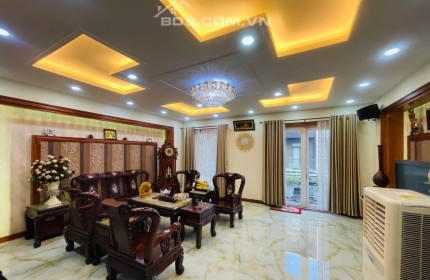 BÁN BIỆT THỰ - 4 TẦNG - NGANG 6.7M - TẶNG FULL NỘI THẤT GỖ - P TÂN SƠN NHÌ - KHU VIP