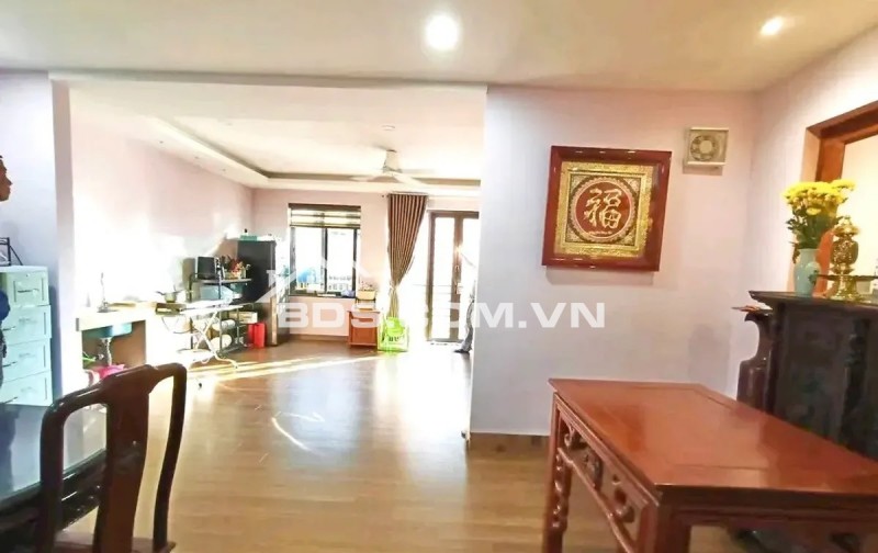 Hào Nam, Đống Đa 57/69m2, 7 tầng thang máy, mặt tiền 5,9m. Gara ô tô, 1 nhà ra phố