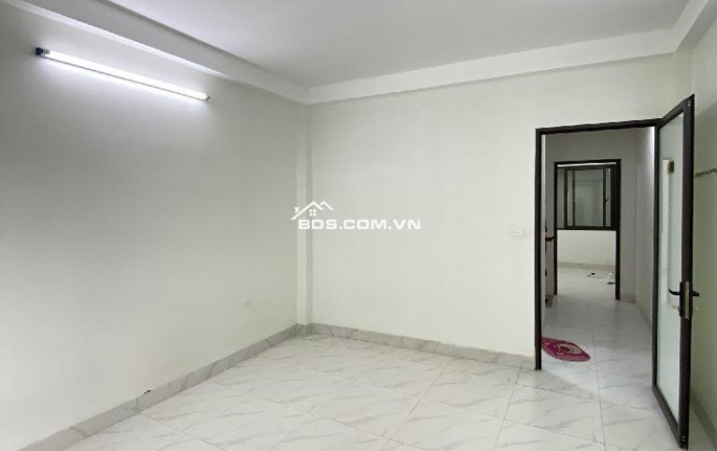 Bán nhà HXH Quận 10, Hồ Bá Kiện, 30m2, 3 tầng hoàn công đủ, chỉ 3.x tỷ TL mạnh