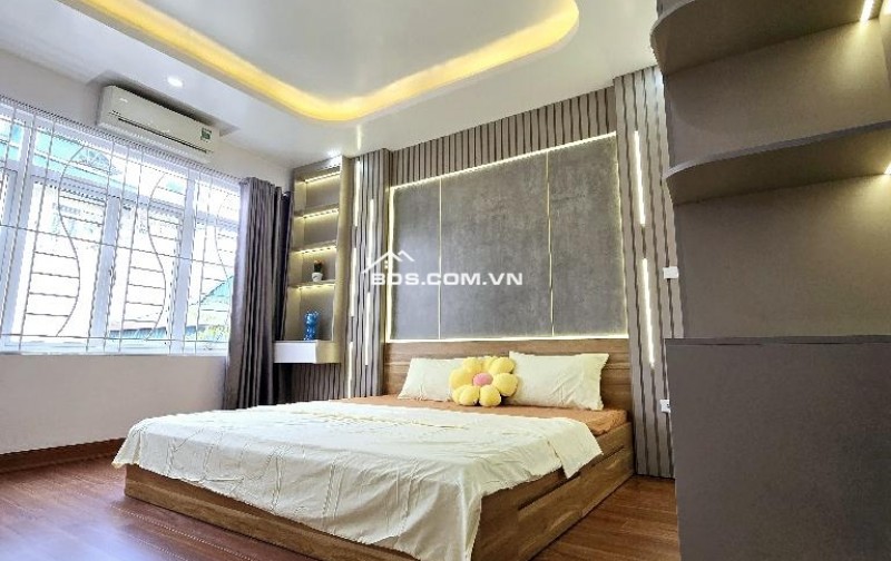 Nhà đẹp Bùi Xương Trạch, full nội thất cao cấp, view hồ Đầm Hồng, 50m2,  chỉ 6.6 tỷ