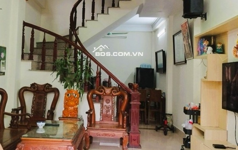 Bán nhà Tư Đình-36m2 x 5 Tầng - nhà đẹp- vip nhất phố Tư Đình