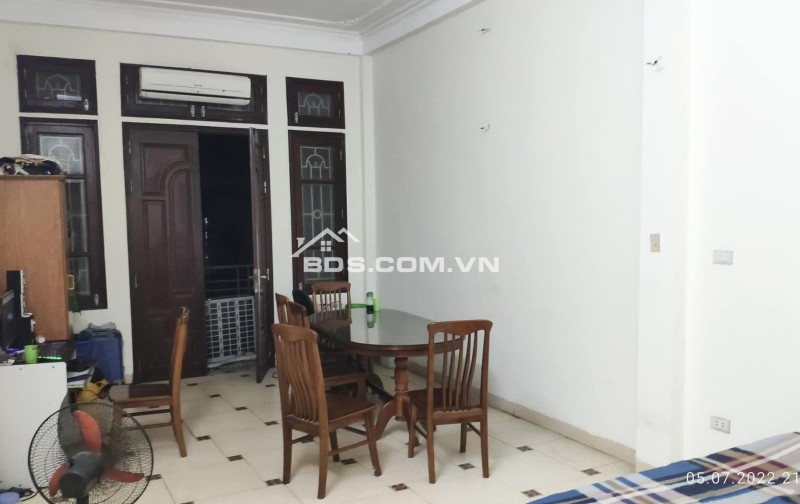 Bán nhà 54m2 tại ngõ 197 đường Hoàng Mai giá tốt 0988865556