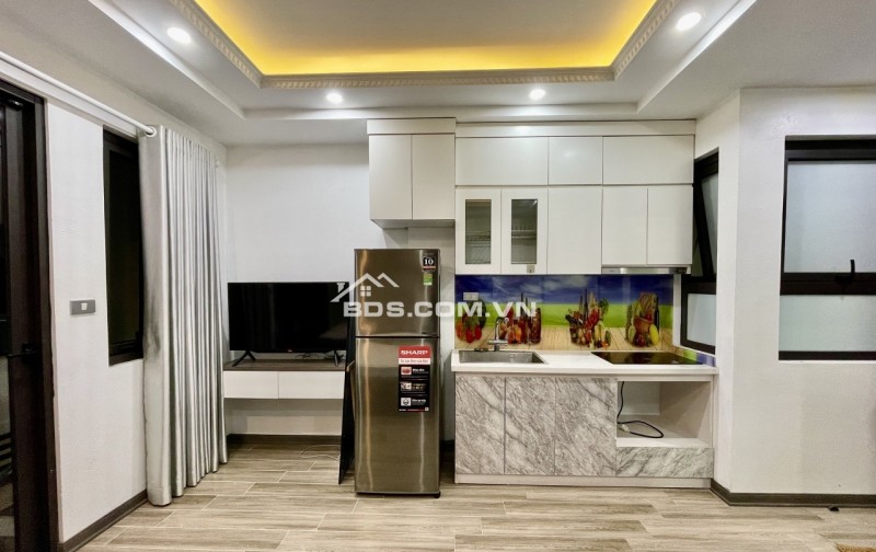 Cho thuê Căn Apartment giá rẻ tại Ngõ 193 Trích Sài, Tây Hồ.  Ban công View hồ. Chỉ 5.5tr