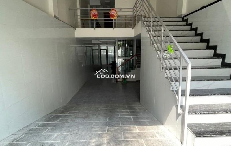 Nhà Măt tiền A4 Khu K300 Thông Cộng Hòa 100m2 6 Tầng chỉ 33 tỷ Tân Bình