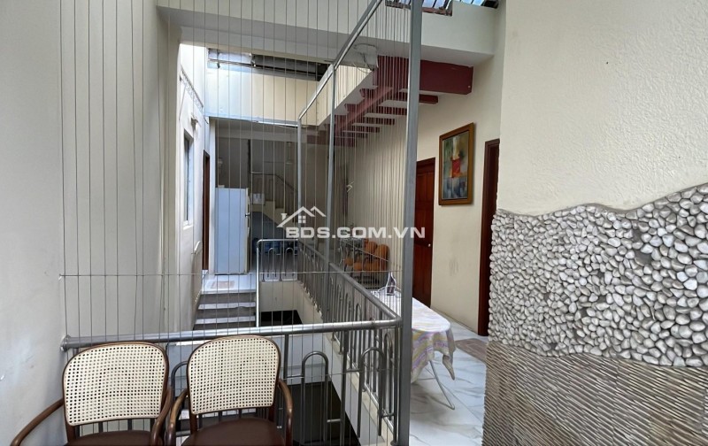 Nhà Lô Góc HXH 15M2 Siêu đẹp Lê Văn Sỹ 250m2 ngang 12m 4 tầng nhỉn 48 tỷ