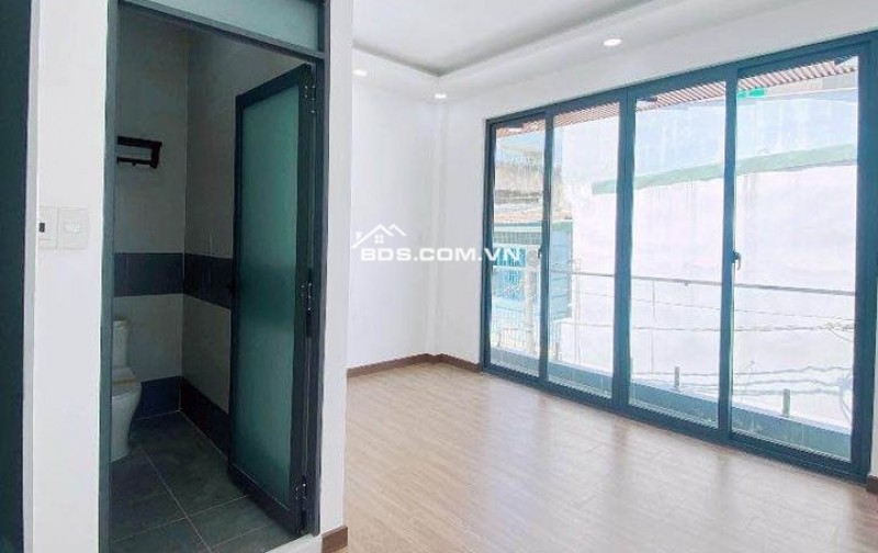 BÁN NHÀ 2TỶ 900/60m2 CÓ SHR HOÀN CÔNG ĐỦ HẺM 15m Ô TÔ TRẦN XUÂN SOẠN, QUẬN 7