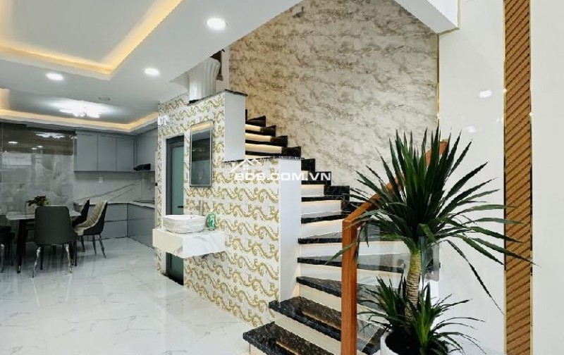 Bán nhà Hẻm ÔTÔ Khu Vip Quang Trung, Nhà Đẹp 4 Tầng Ở Ngay, 42M2. Chỉ 6.5 Tỷ TL