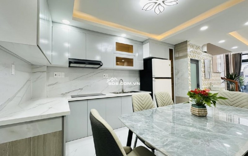 Bán nhà Hẻm ÔTÔ Khu Vip Quang Trung, Nhà Đẹp 4 Tầng Ở Ngay, 42M2. Chỉ 6.5 Tỷ TL