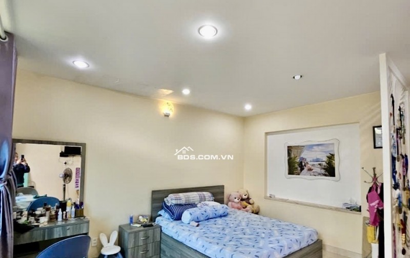 BÁN NHÀ - 120 M2 - 5  TẦNG - ĐẶNG THÙY TRÂM - F13 - BÌNH THẠNH. GIÁ : 17.3 TỶ TL.