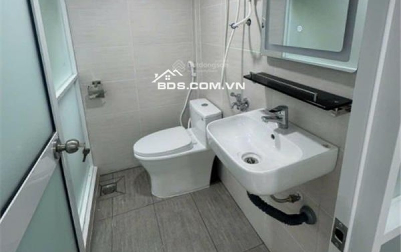 Nhà 1 lầu, 2 mặt tiền hẻm 441/ Điện Biên Phủ thông Nguyễn Gia Trí, P25, BT - 2PN 2WC - DT: 47,4m2 LH : Nhat