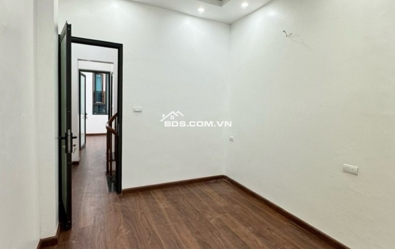 BÁN NHÀ MINH KHAI, NHÀ ĐẸP, DT 38M2, GIÁ 5.75 TỶ