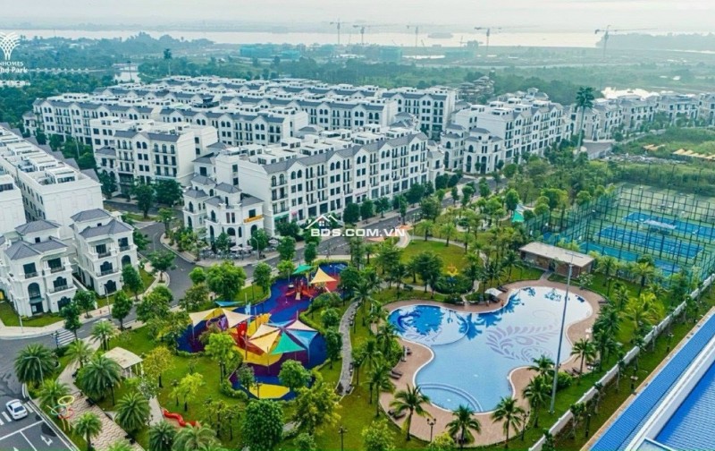 Chủ cần bán gấp Biệt thự đơn lập 321m2 Ngang trước 10m nở hậu 15,5m tại Vinhomes Grand Park giá mua gốc 43 tỷ cần bán gấp