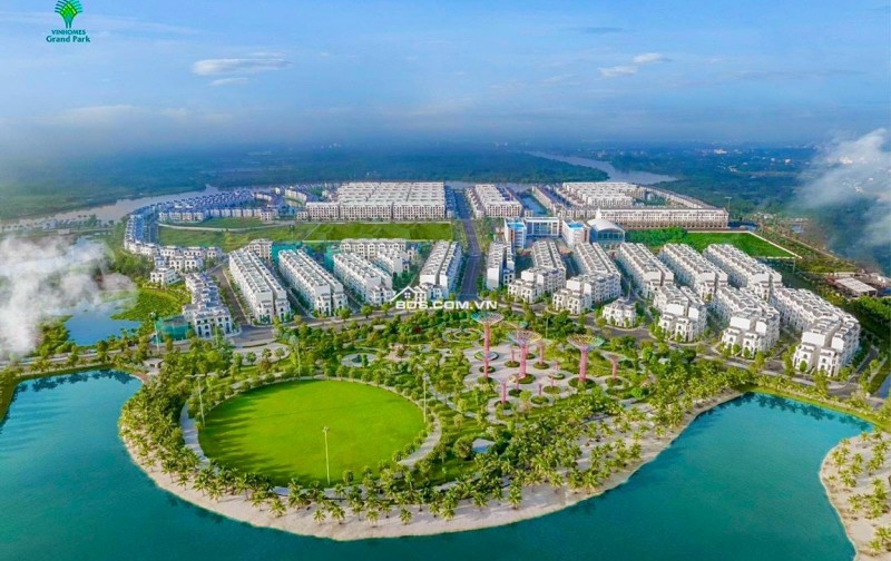 Chủ cần bán gấp Biệt thự đơn lập 321m2 Ngang trước 10m nở hậu 15,5m tại Vinhomes Grand Park giá mua gốc 43 tỷ cần bán gấp