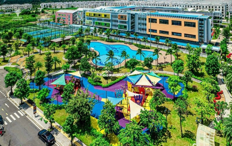 Chủ cần bán gấp Biệt thự đơn lập 321m2 Ngang trước 10m nở hậu 15,5m tại Vinhomes Grand Park giá mua gốc 43 tỷ cần bán gấp