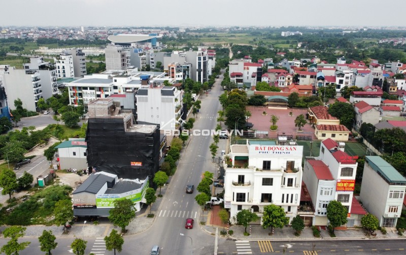 Bán đất view công viên phía Bắc sông Thiếp, vũng lõi Quận Đông Anh. 80m2, giá 16X nhỏ