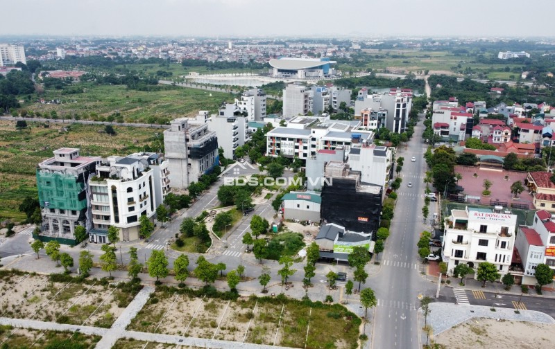 Bán đất view công viên phía Bắc sông Thiếp, vũng lõi Quận Đông Anh. 80m2, giá 16X nhỏ