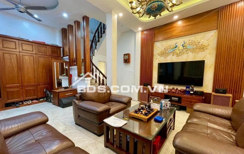 BÁN GẤP NHÀ KHU HOÀNG CẦU, TRẦN QUANG DIỆU, 50M, 5 TẦNG, NGÕ PHÂN LÔ, KINH DOANH, Ô TÔ, GIÁ CHỈ 14,X TỶ, LH 0904263664