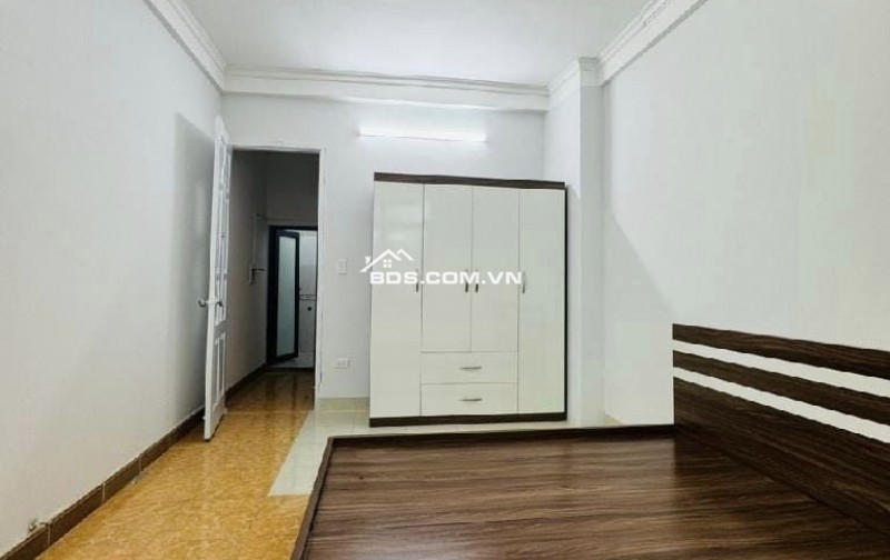 [Hot] Nhà Kim Giang, Thịnh Liệt Ngõ rộng, gần Ôtô 5 Tầng ~30m2 Chỉ 3.7 Tỷ, LH 0904690958