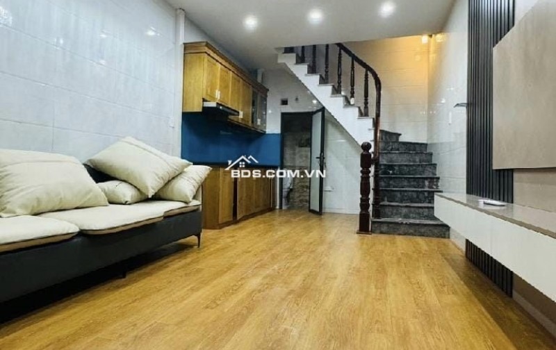 [Hot] Nhà Kim Giang, Thịnh Liệt Ngõ rộng, gần Ôtô 5 Tầng ~30m2 Chỉ 3.7 Tỷ, LH 0904690958