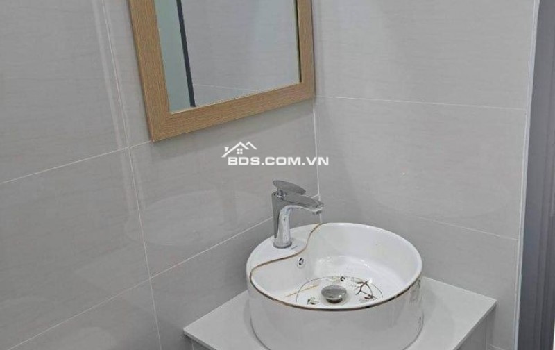 Ngộp Ngân Hàng Giảm 300tr Cho Căn Nhà 2 Lầu Xây Ngay Bệnh Viện Da Liễu