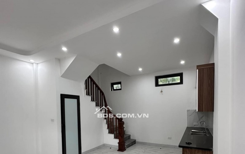 Căn Hoa Hậu! 37m2 x 3T,ô tô đến cửa,gần KĐT Đô Nghĩa,viện Nhi 2km