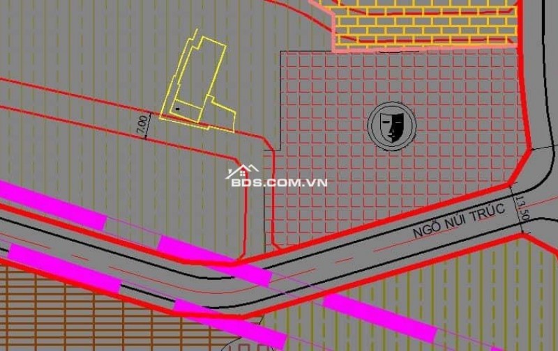 NHÀ ĐẸP - LÔ GÓC 3 THOÁNG - GIANG VĂN MINH : DT: 30M 5TẦNG