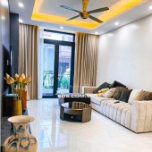 Bán nhà đẹp Cầu Giấy ở ngay, lô góc 40m2 x 5T. Ngõ nông, thông thương các ngả.