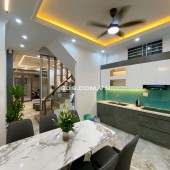 SIÊU PHẨM TÂY HỒ ĐẸP MỚI LUNG LINH, FULL NỘI THẤT TẶNG LẠI - NÉT CĂNG - SÁT VỈA HÈ Ô TÔ TRÁNH, KINH DOANH