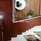 BÁN GẤP TT C5 Ngõ 15.4 Quỳnh Lôi 15/45m