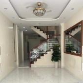 Bán nhà riêng Dịch Vọng Cầu Giấy 36m x 5T giá 7.85 tỷ, nhà đẹp, 2 thoáng, ngõ rộng, online