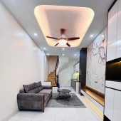 Nhà đẹp Hoà Bình 7, Hai Bà Trưng 24mx5tầng