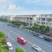 Sala cho thuê nhà phố thương mại 3 lầu, có hầm và bãi đỗ xe 100 TR/tháng