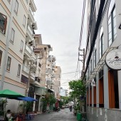 Dương Quảng Hàm 60m2 - 3  Tầng -  Phường 5  Gò Vấp.  Nhinh :  6 tỷ.
