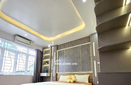 Nhà đẹp Bùi Xương Trạch, full nội thất cao cấp, view hồ Đầm Hồng, 50m2,  chỉ 6.6 tỷ