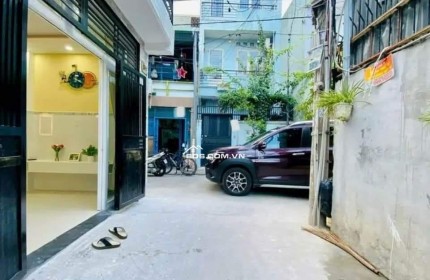 Bán nhà phố Lê Thanh Nghị 40m2 5 tầng hơn 6 tỷ