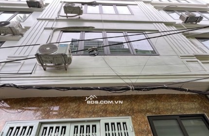 VỊ TRÍ ĐẸP - NGÕ THÔNG - Ô TÔ ĐỖ CỬA,,
- CÁCH ÔTÔ TRÁNH 20M - CẠNH TRƯỜNG MẦM NON VĨNH QUỲNH - KHU VỰC PHÁT TRIỂN MẠNH - DÂN CƯ ĐÔNG ĐÚC .,