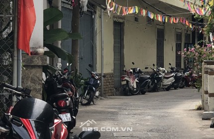 Bán Nhà 3 Tầng 65m2 kiệt Phan Châu Trinh, Khu vực có hồ nước, cây cối cực Chill