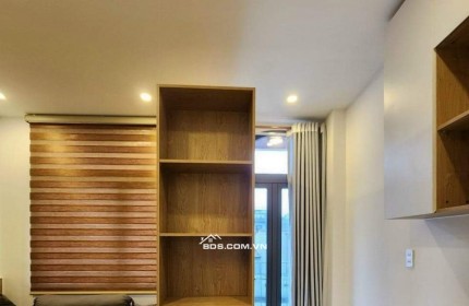 Bán CHDV trệt + lửng + 3 lầu. 4,1x11. Nguyễn Thiện Thuật, Q3 giá 10,5 tỷ