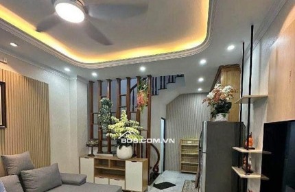 NHÀ ĐẸP 35M2 GIẢNG VÕ, BA ĐÌNH 6,2 TỶ FULL NỘI THẤT, NGÕ NÔNG.